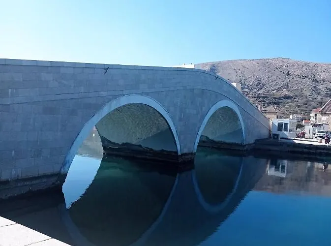 Appartement Ani Povljana