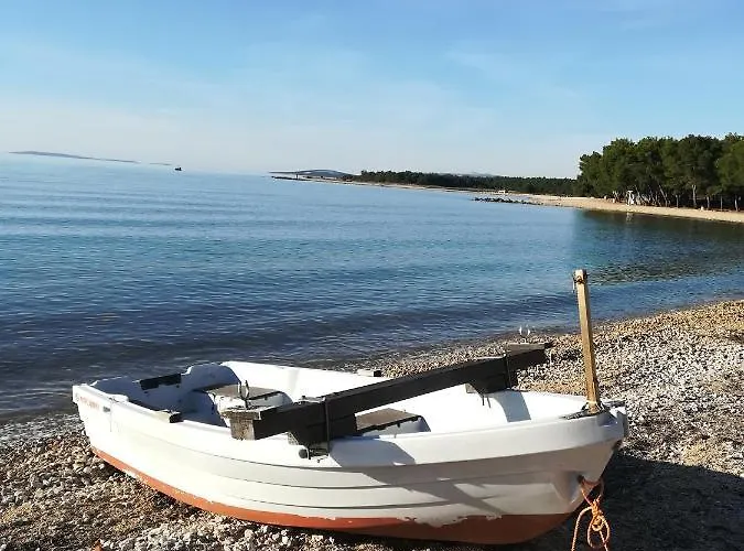 Appartement Ani Povljana