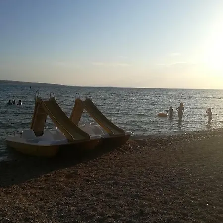 Ani Apartman Povljana